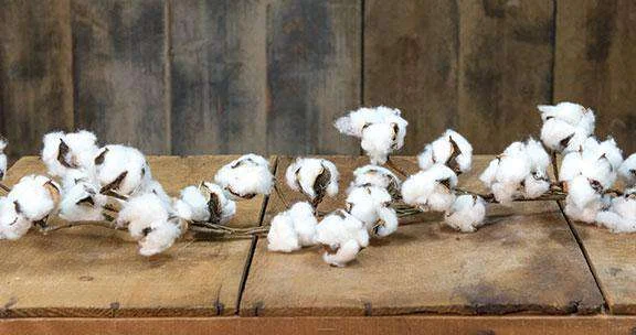 ^Cotton Ball Garland, 50"