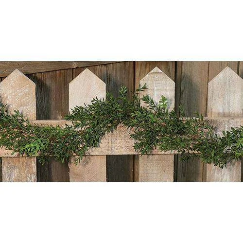 New England Boxwood Garland, 6ft